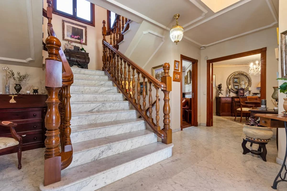4 Bedroom Detached Villa for Sale in Torremolinos, Málaga - Image 6