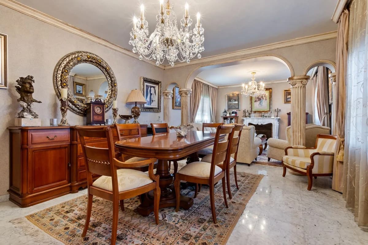 4 Bedroom Detached Villa for Sale in Torremolinos, Málaga - Image 7