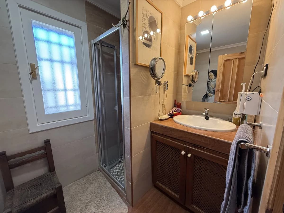 3 Bedroom Detached Villa for Sale in Torremolinos, Málaga - Image 7
