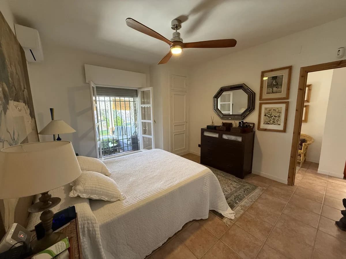 3 Bedroom Detached Villa for Sale in Torremolinos, Málaga - Image 9