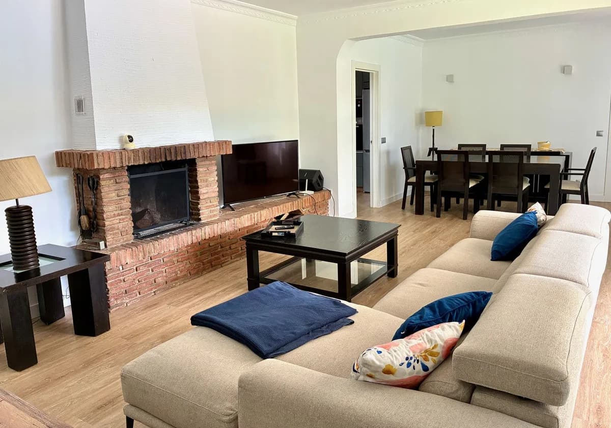 3 Bedroom Detached Villa for Sale in Estepona, Málaga - Image 8