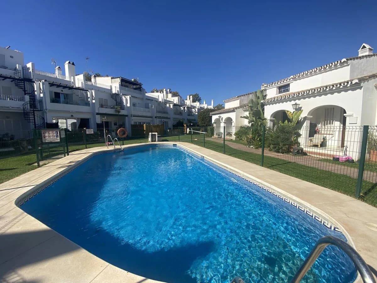 3 Bedroom Townhouse for Sale in Mijas Golf, Málaga - Image 3