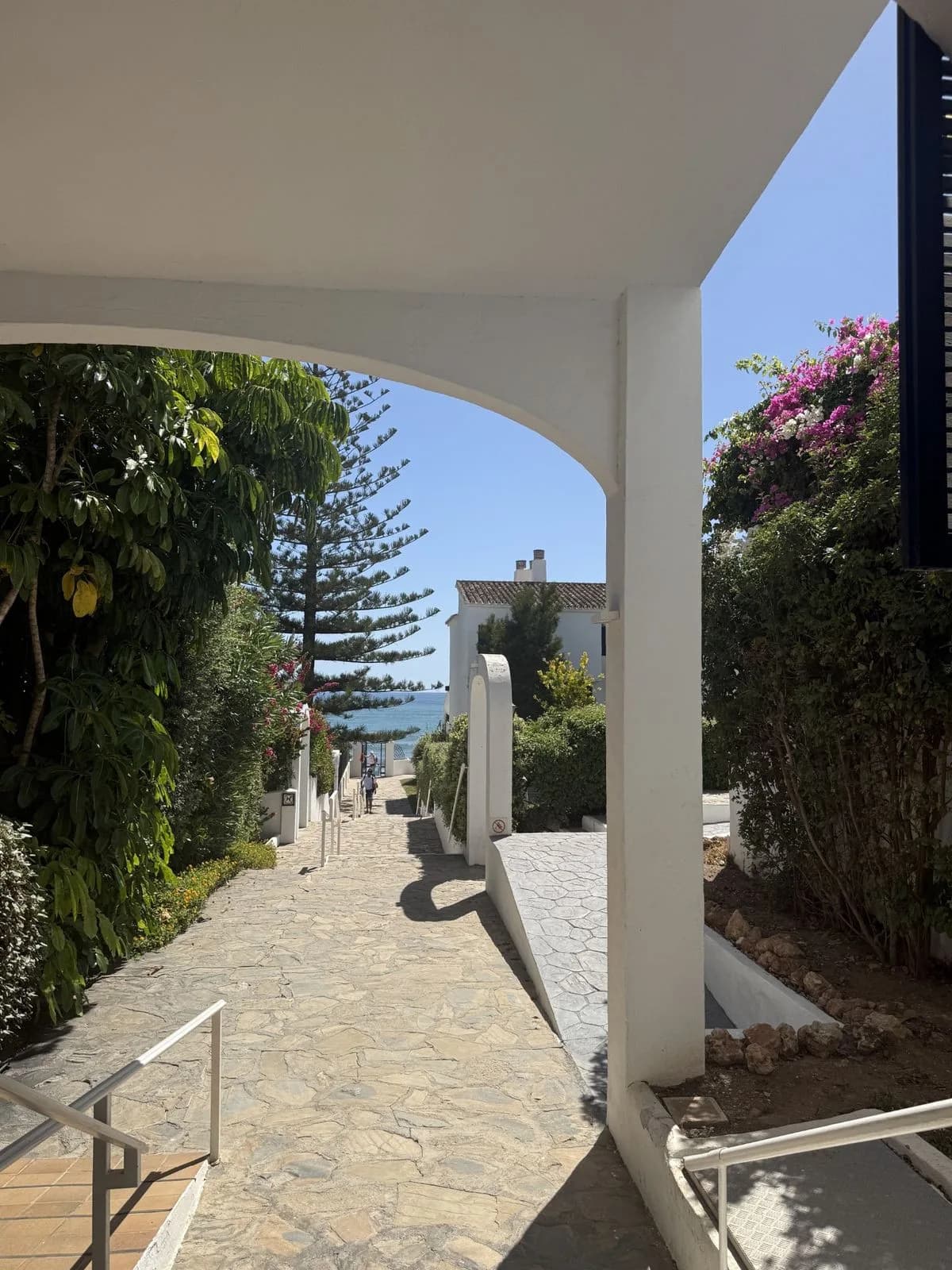 2 Bedroom Townhouse for Sale in Calahonda, Málaga - Image 4