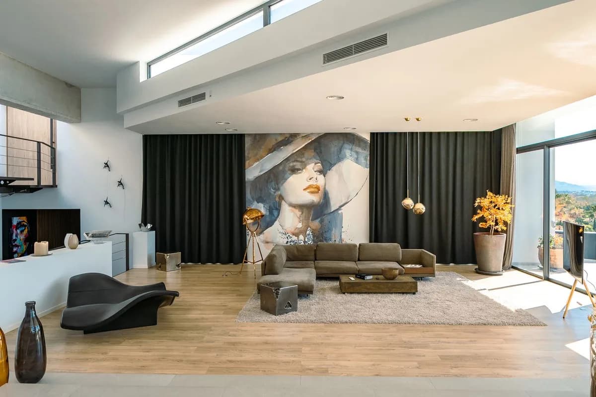 6 Bedroom Detached Villa for Sale in Benahavís, Málaga - Image 8