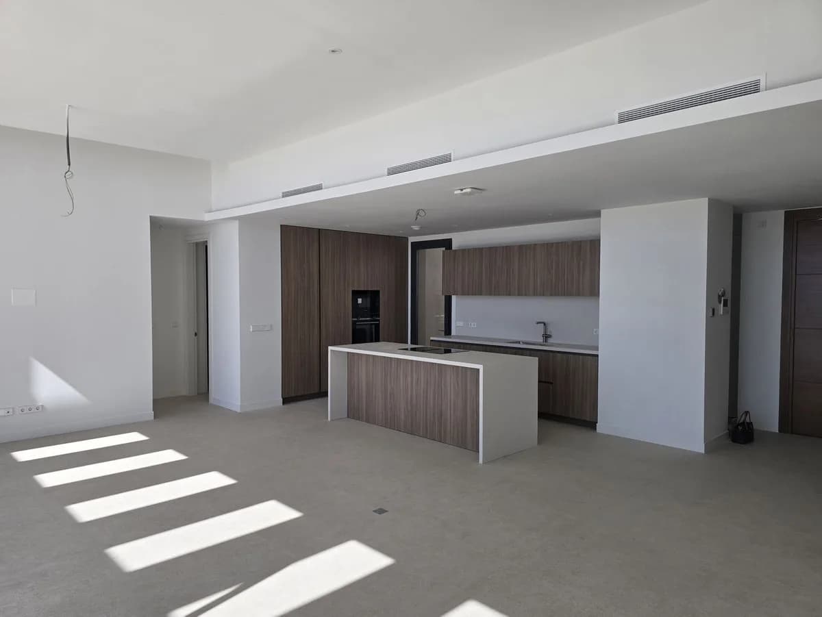 5 Bedroom Detached Villa for Sale in Benahavís, Málaga - Image 5
