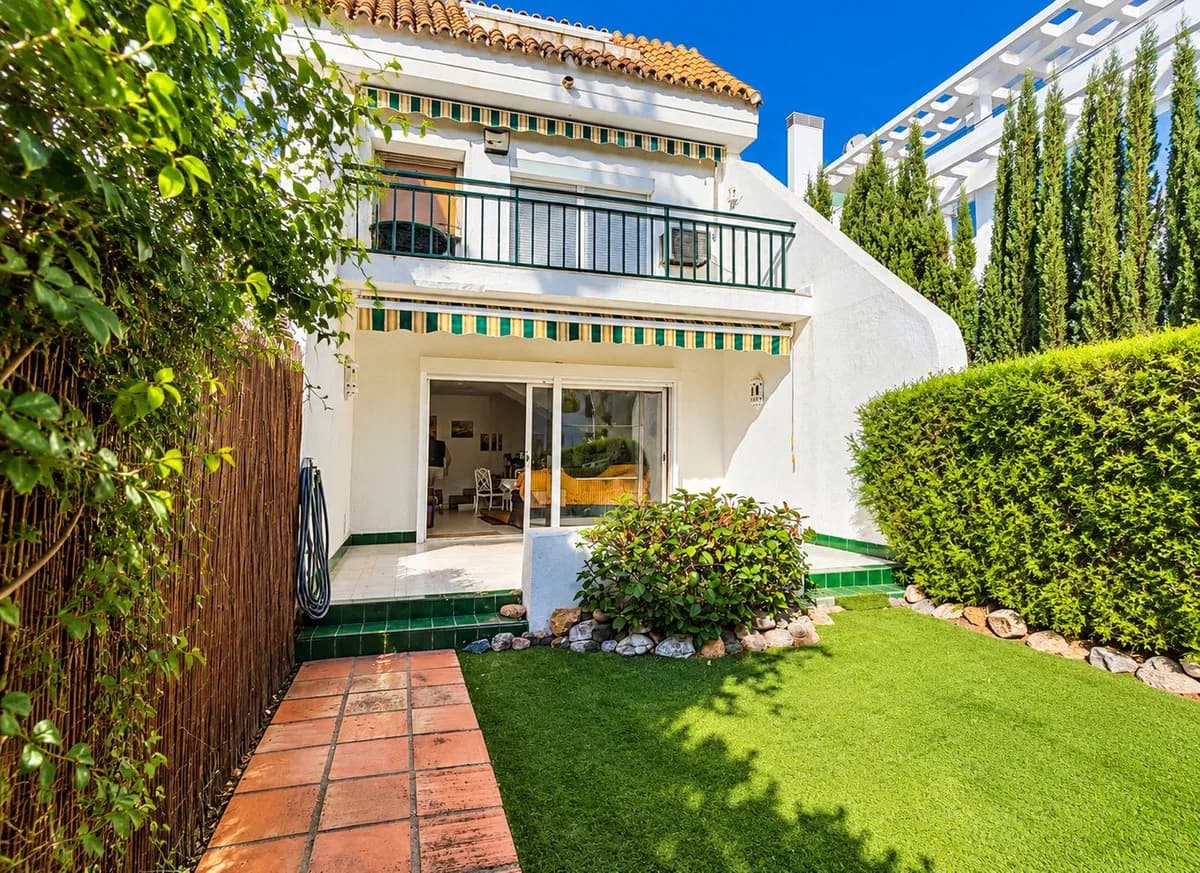 3 Bedroom Townhouse for Sale in Marbella, Málaga