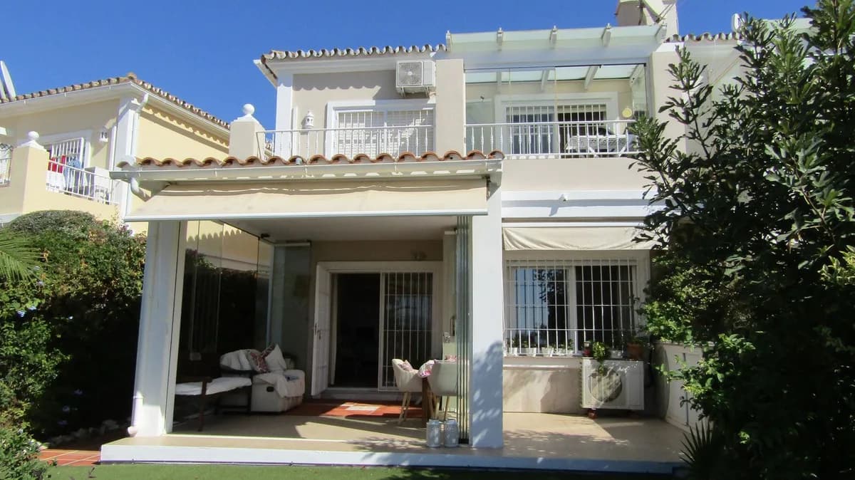2 Bedroom Semi-Detached House for Sale in Mijas, Málaga