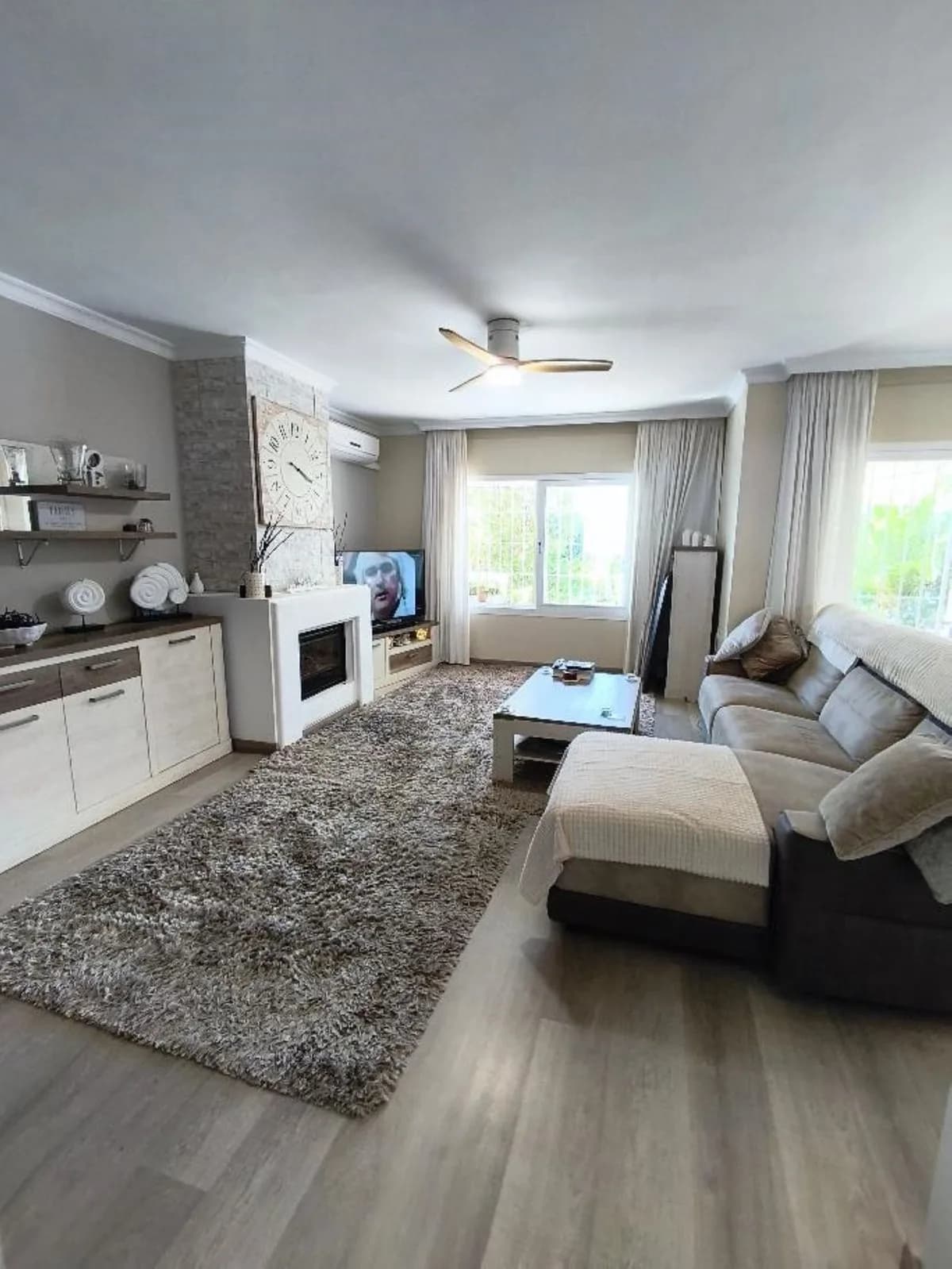 2 Bedroom Semi-Detached House for Sale in Mijas, Málaga - Image 5