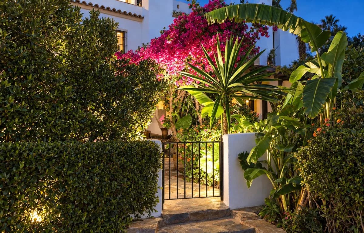 4 Bedroom Townhouse for Sale in Casares Playa, Málaga - Image 7