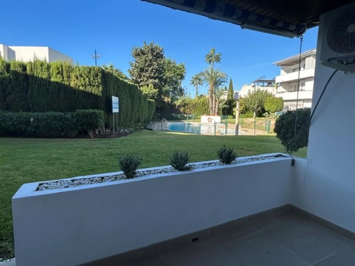 2 Bedroom Ground Floor Apartment for Sale in Atalaya, Málaga - Image 7