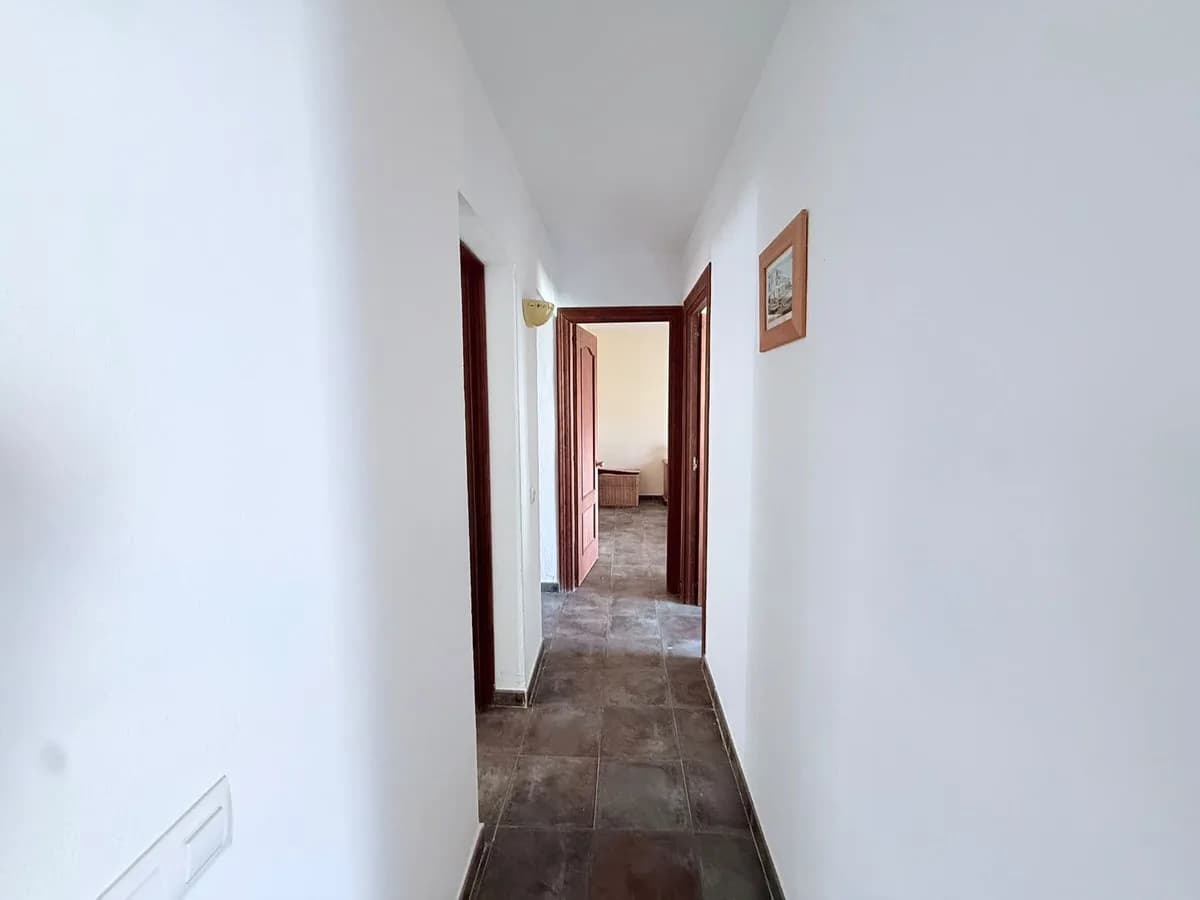 3 Bedroom Finca - Cortijo for Sale in Tolox, Málaga - Image 9