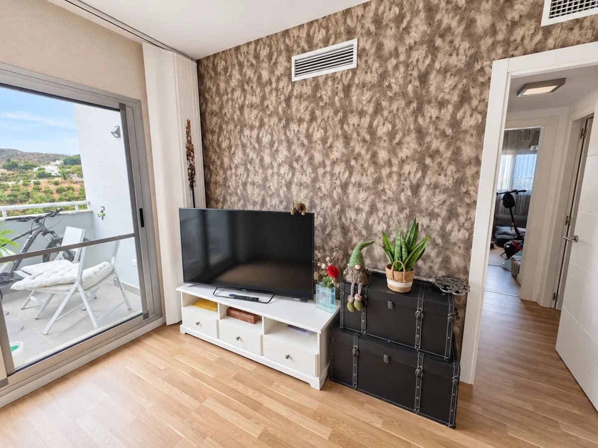2 Bedroom Penthouse for Sale in Fuengirola, Málaga - Image 8