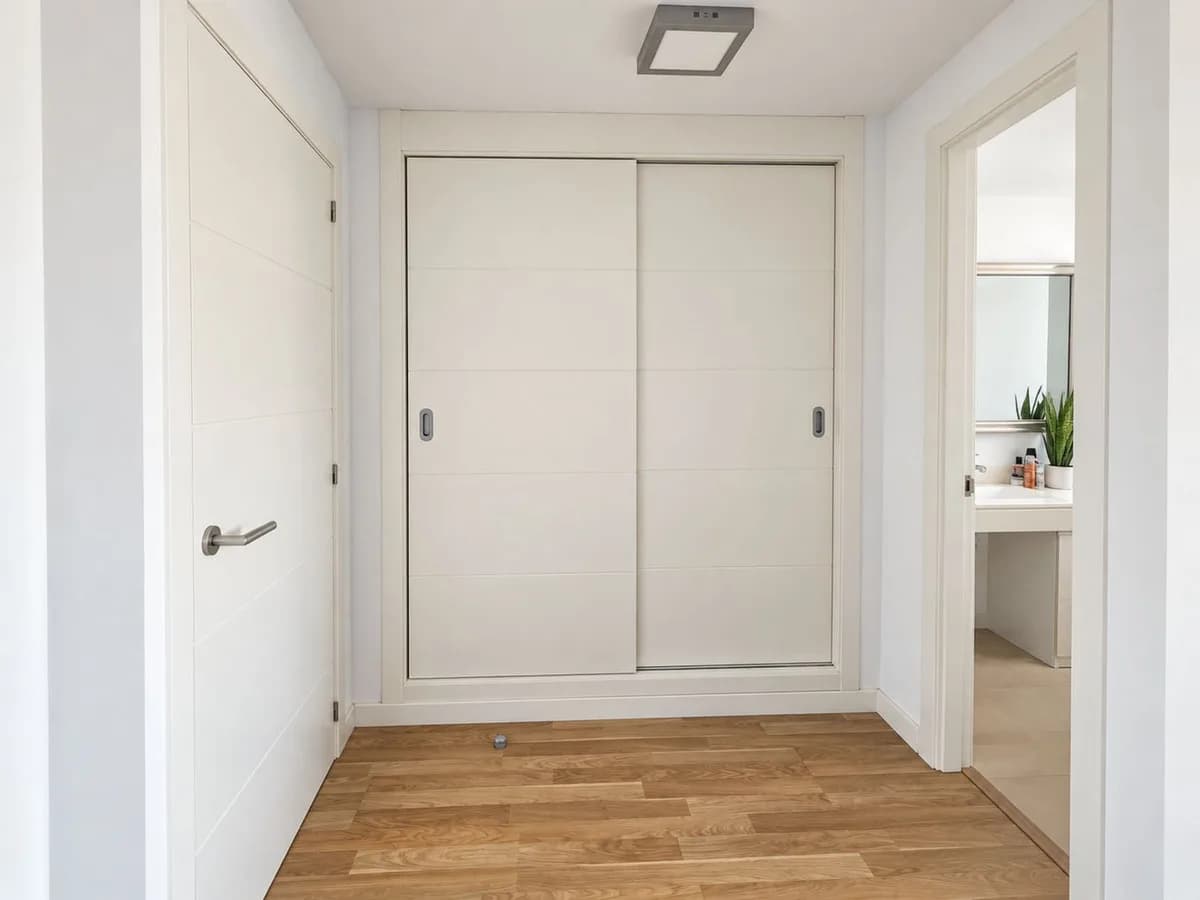 2 Bedroom Penthouse for Sale in Fuengirola, Málaga - Image 9