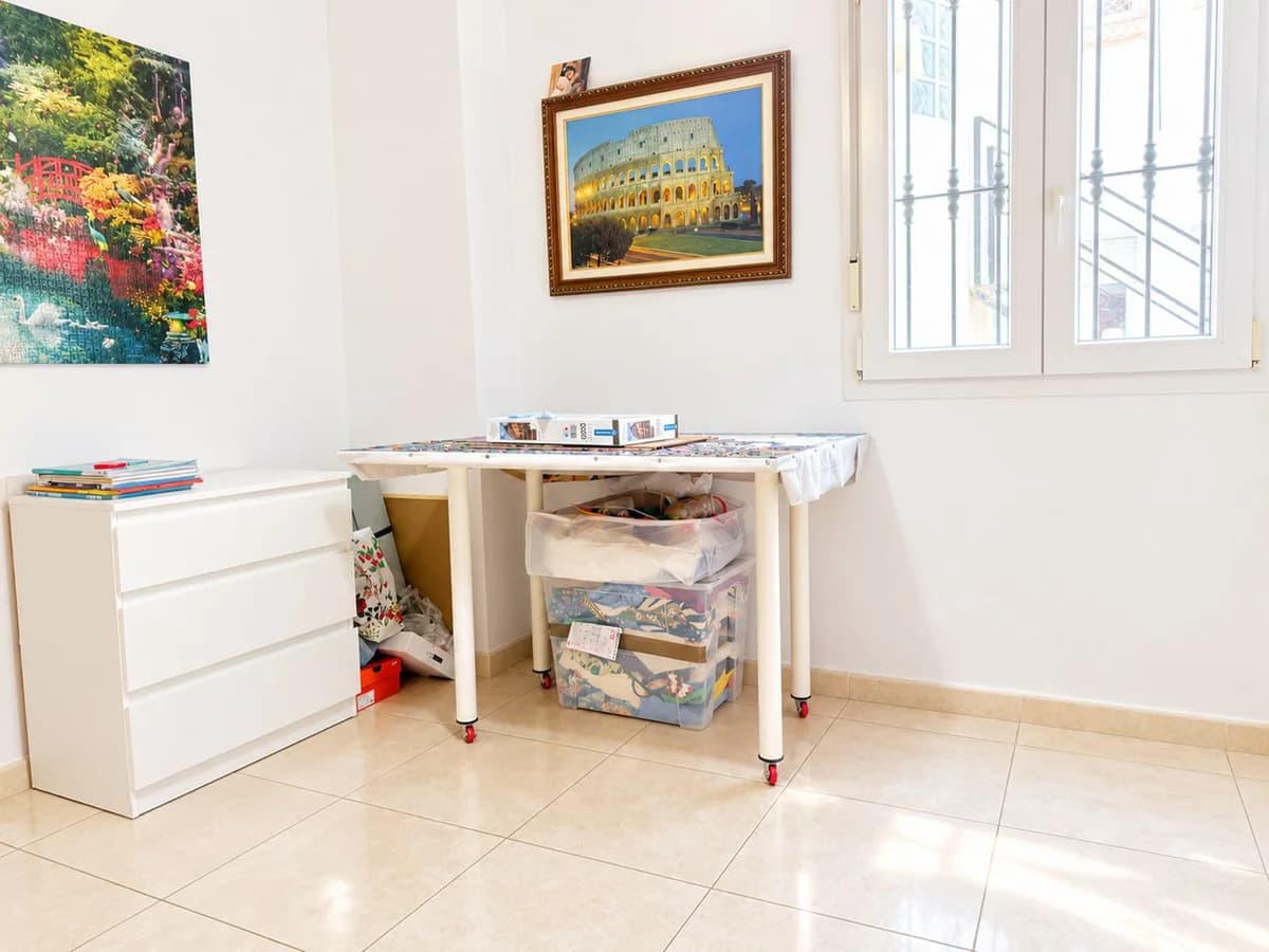 3 Bedroom Middle Floor Apartment for Sale in La Campana, Málaga - Image 7