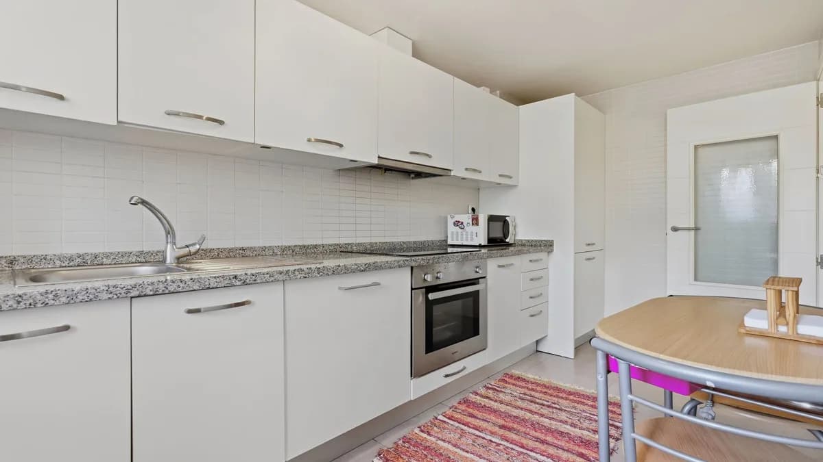 2 Bedroom Ground Floor Apartment for Sale in La Duquesa, Málaga - Image 5