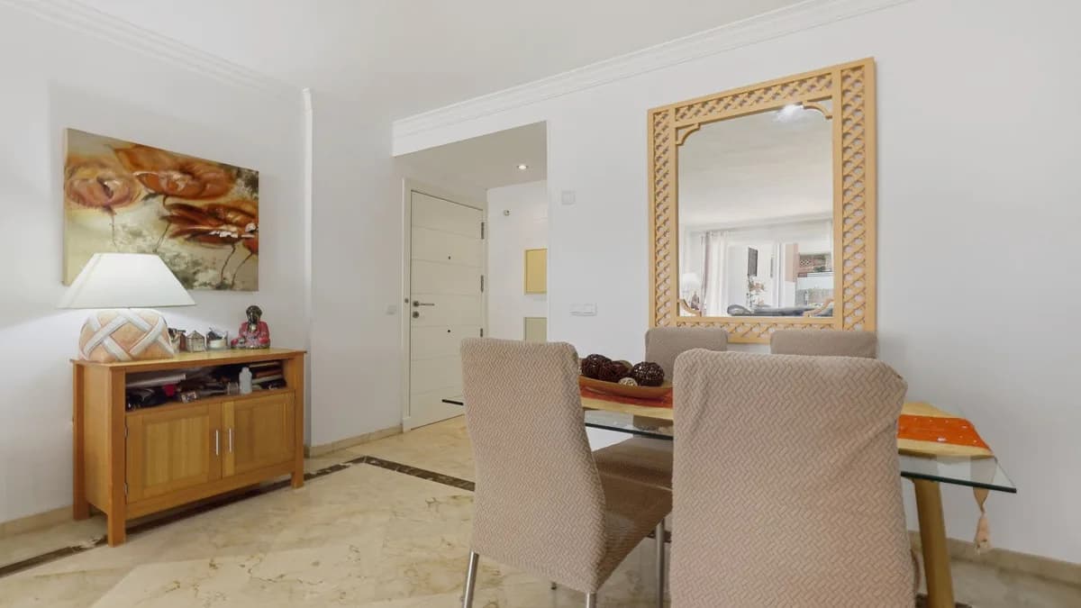 2 Bedroom Ground Floor Apartment for Sale in La Duquesa, Málaga - Image 9
