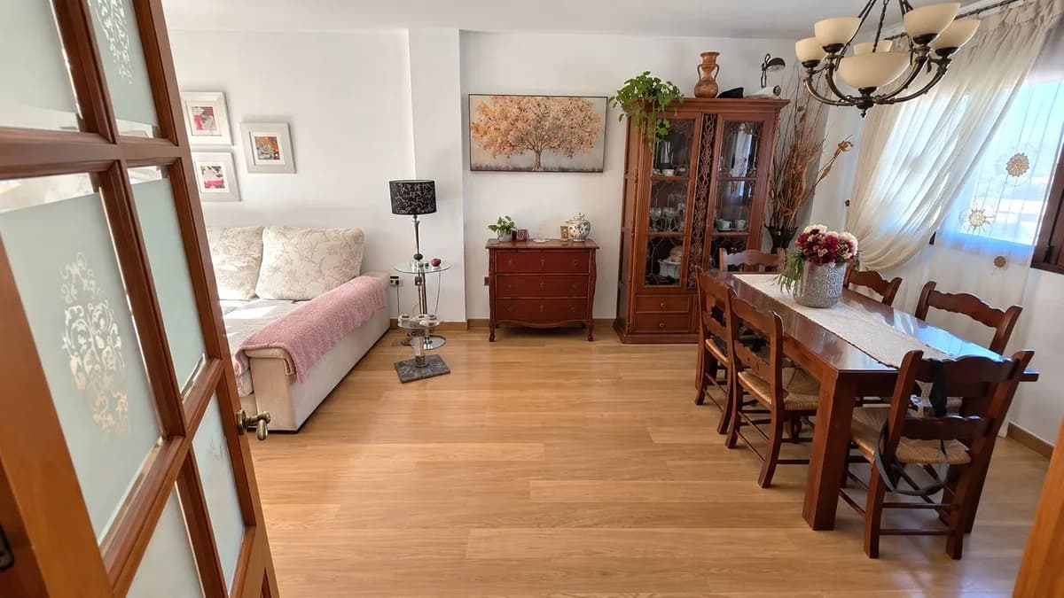 6 Bedroom Detached Villa for Sale in Alhaurín de la Torre, Málaga - Image 8