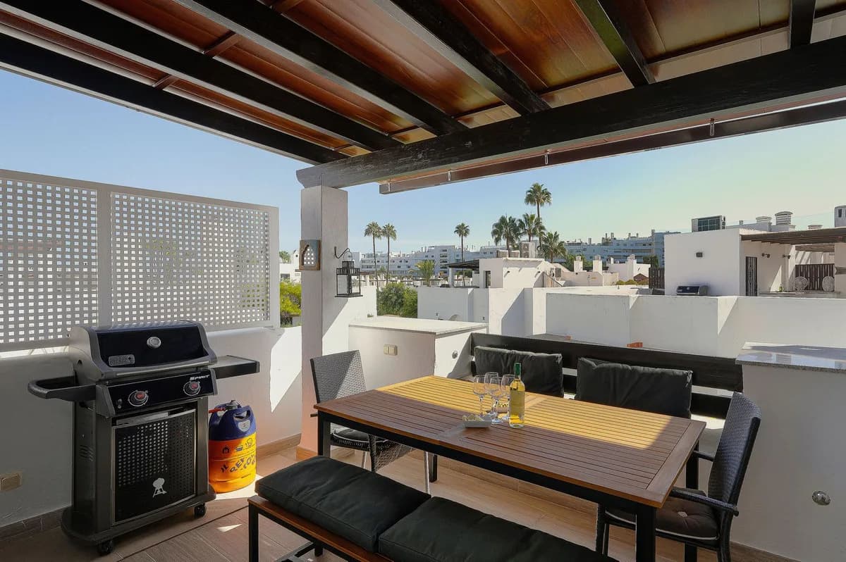 3 Bedroom Townhouse for Sale in San Pedro de Alcántara, Málaga - Image 9