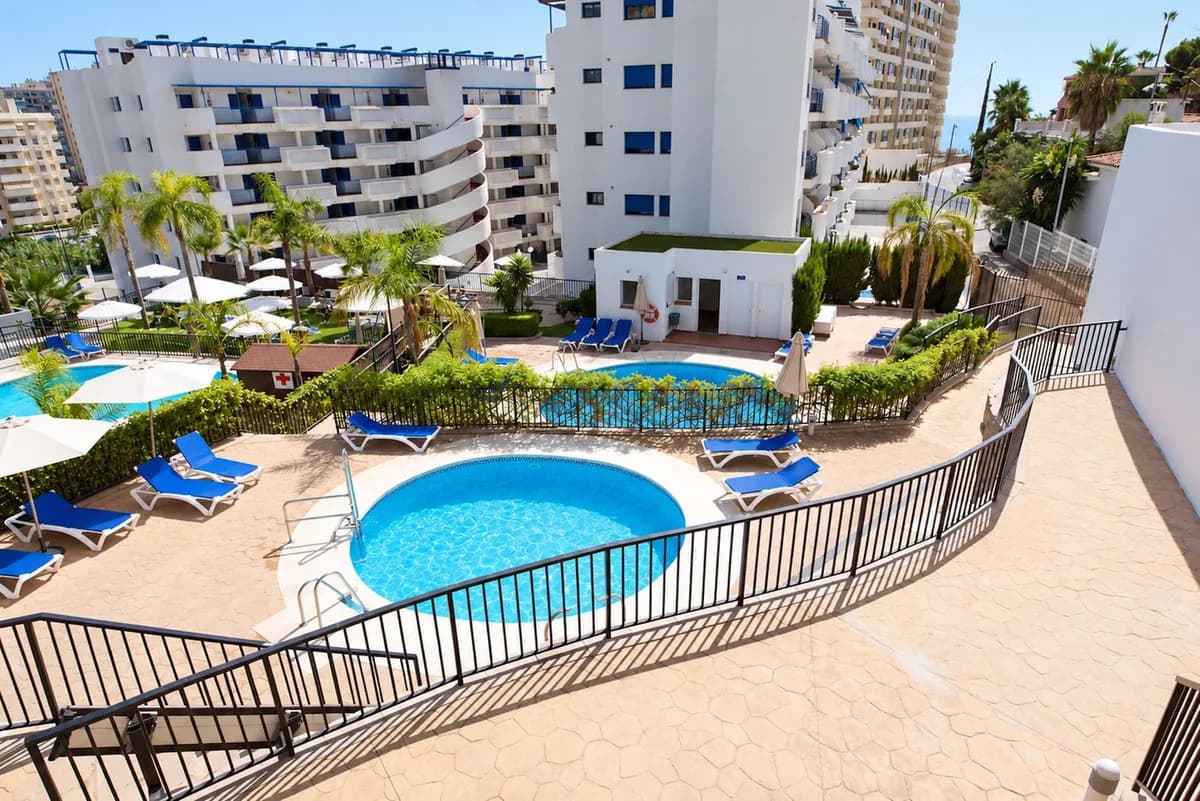 1 Bedroom Middle Floor Apartment for Sale in Benalmadena, Málaga