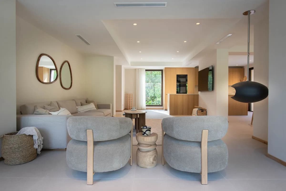 4 Bedroom Detached Villa for Sale in Guadalmina Baja, Málaga - Image 6