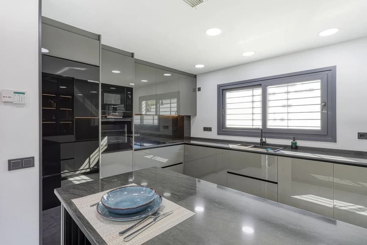 5 Bedroom Detached Villa for Sale in Mijas, Málaga - Image 6