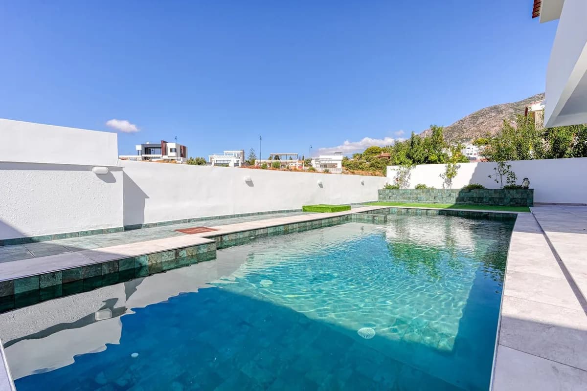 5 Bedroom Detached Villa for Sale in Mijas, Málaga - Image 8