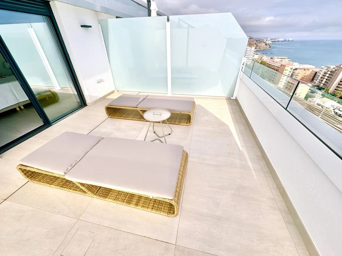 2 Bedroom Penthouse Duplex for Sale in Benalmadena Costa, Málaga - Image 2