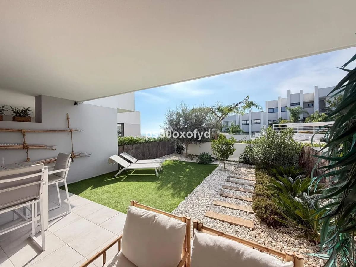 2 Bedroom Ground Floor Apartment for Sale in La Duquesa, Málaga - Image 3