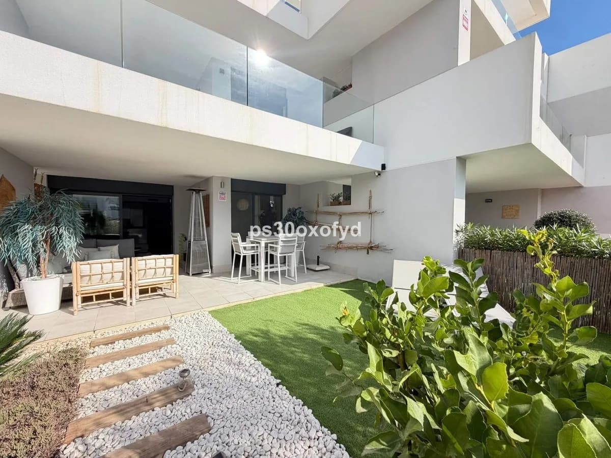 2 Bedroom Ground Floor Apartment for Sale in La Duquesa, Málaga - Image 7