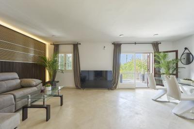 R4782646, Villa Semi Detached in Marbella