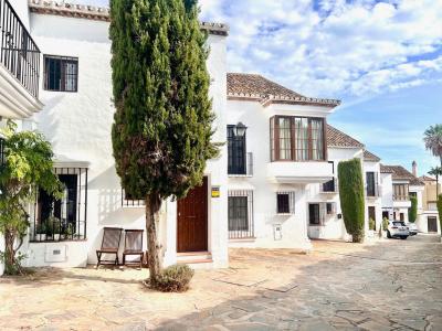 R4846063, Townhouse Terraced in Marbella