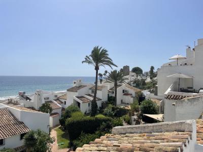 R4846219, Apartment Penthouse Duplex in Estepona