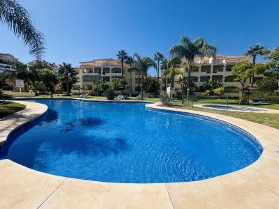 R4840903, Apartment Middle Floor in La Cala Hills