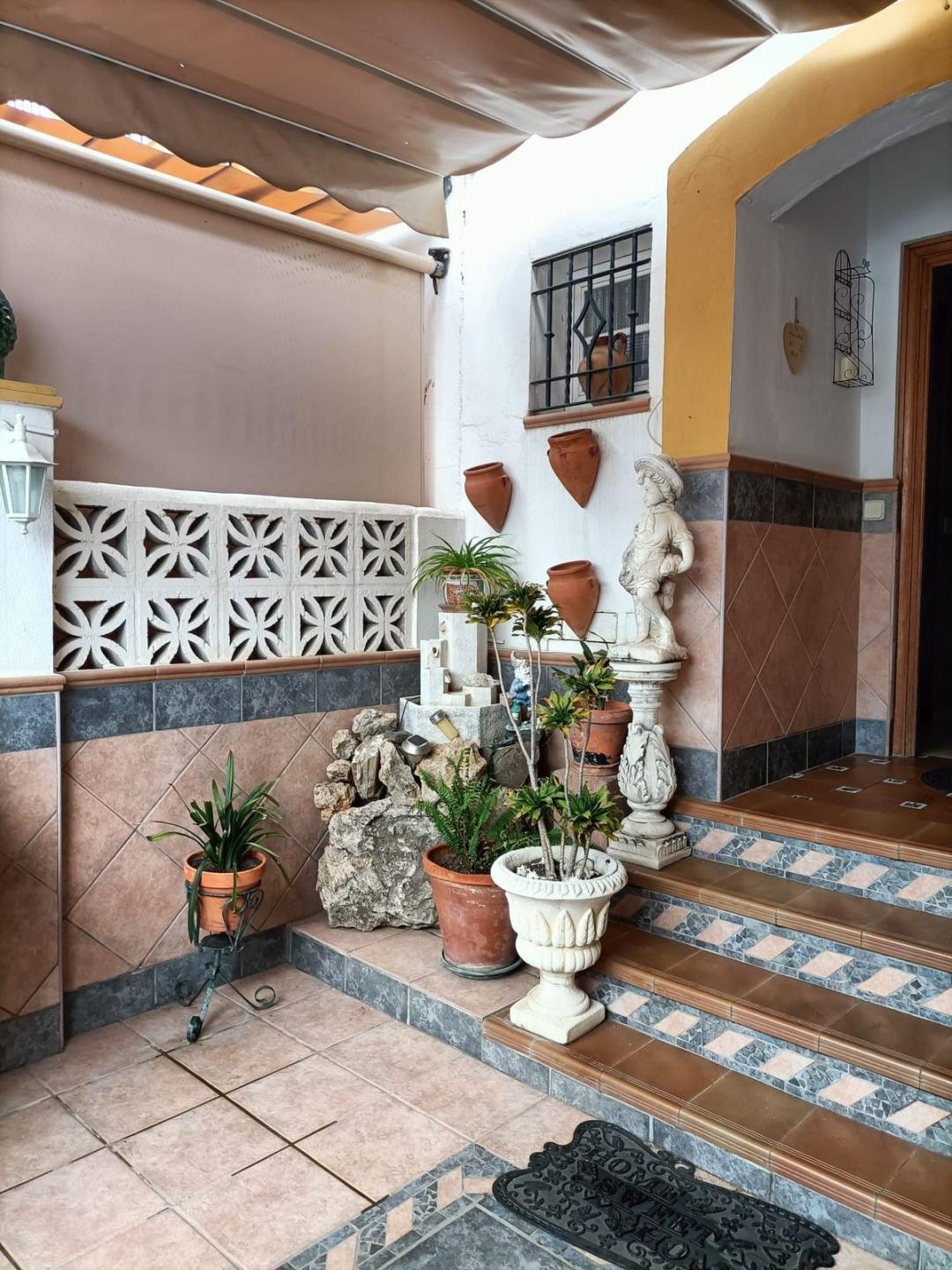 Villa Semi Detached in Estepona