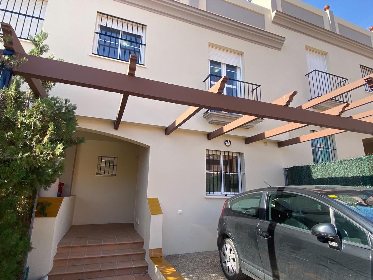 Townhouse Terraced in La Duquesa