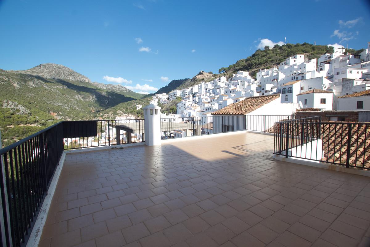 Villa Detached in Casares