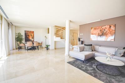 R4212811, Apartment Penthouse in Nueva Andalucía