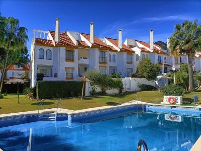 R4659991, Townhouse Terraced in Estepona