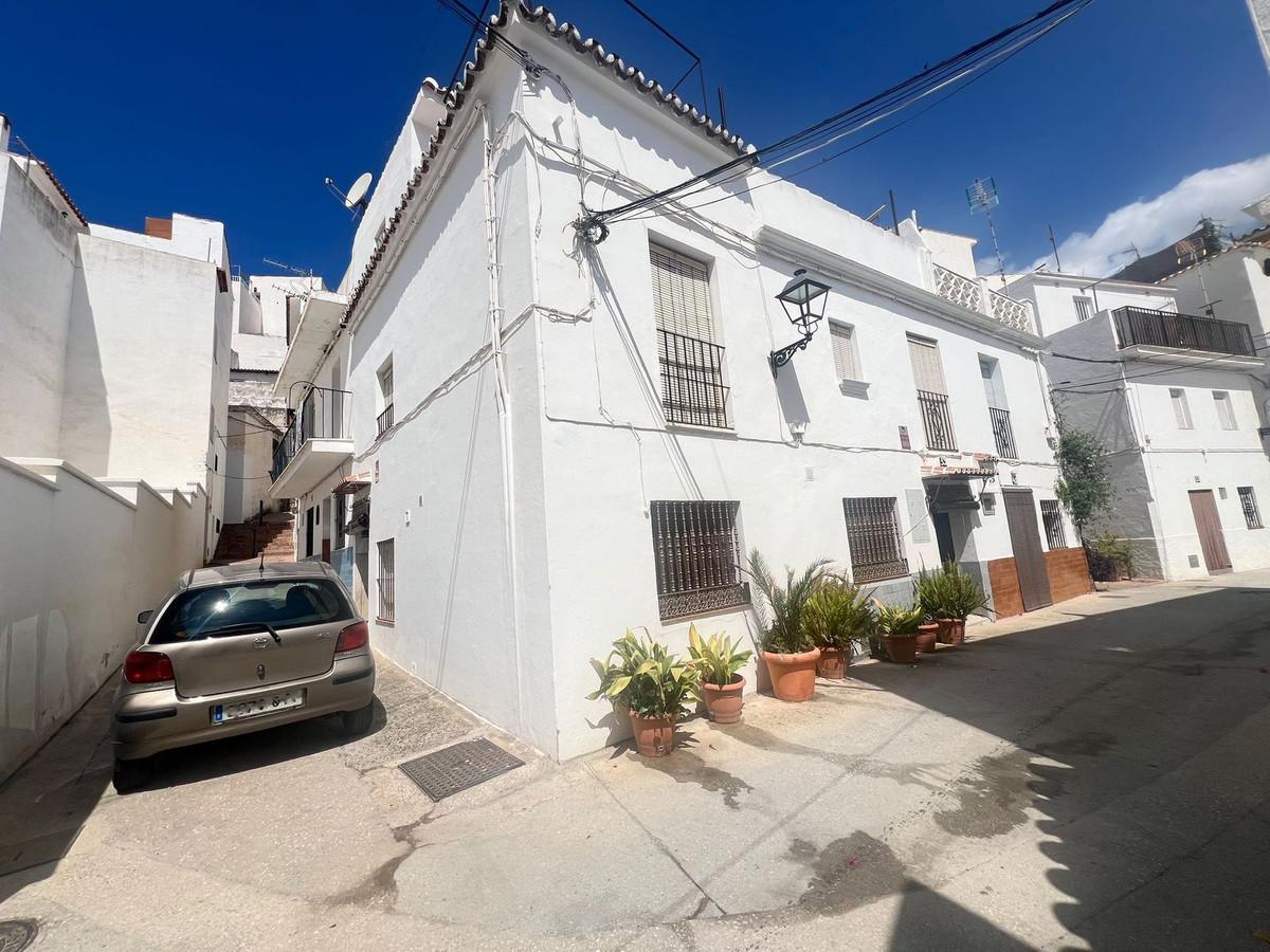 Townhouse Terraced in Istán